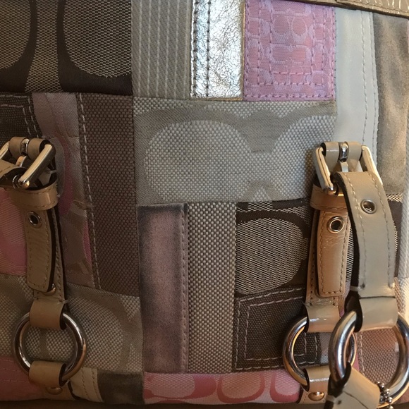 Loved coach bag ❤️❤️ - Picture 2 of 5